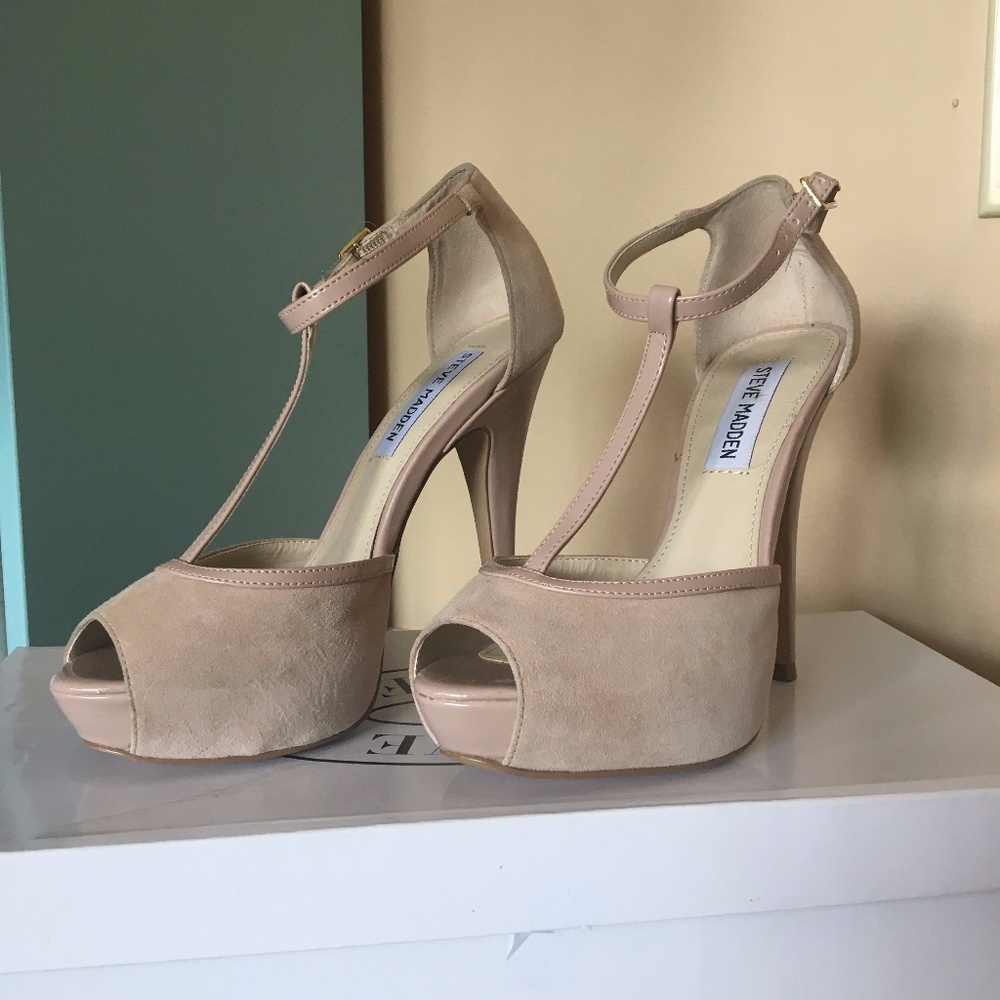 Steve Madden Heels (color pale pink)